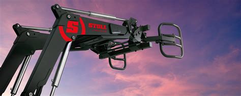Infographic comparing lift height and capacity of various Stoll FZ models.