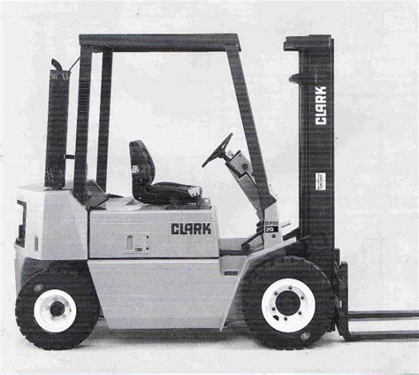 Tematyczne zdjęcie elektrycznego wózka widłowego CLARK GEX40-50 o ładowności 5 ton