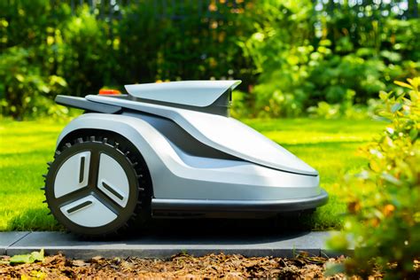 Robot koszący TerraMow z systemem wizyjnym AI