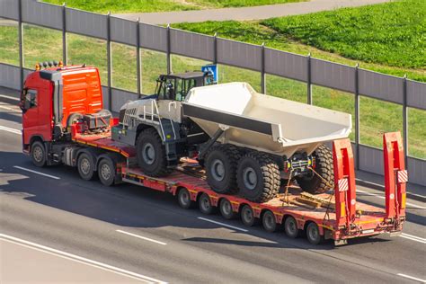 schemat budowy ciągnika siodłowego z naczepą