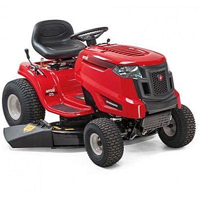 Traktor ogrodowy MTD SMART RG 145 w akcji