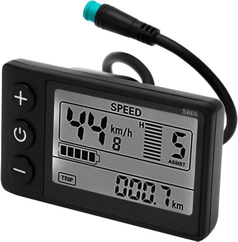 Panel sterowania elektrycznego opryskiwacza Biardzki, przedstawiający przyciski i wyświetlacz