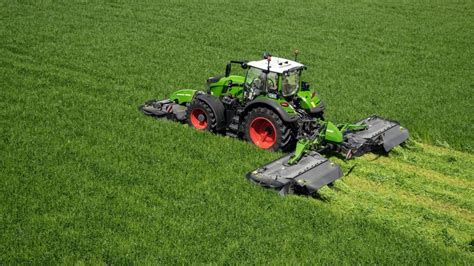 Tabela porównująca wyniki testów kosiarek Fendt Slicer
