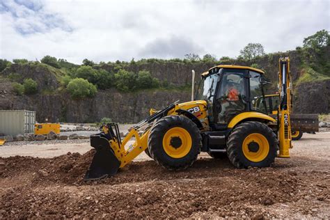 Thematic photo of JCB 4CX working on a construction site