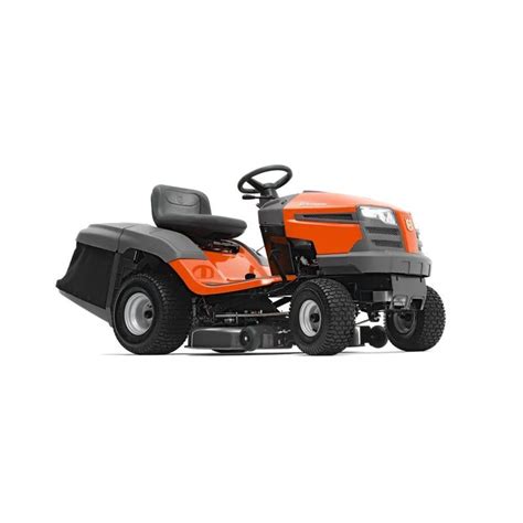 Traktor ogrodowy Husqvarna TC 138 w akcji