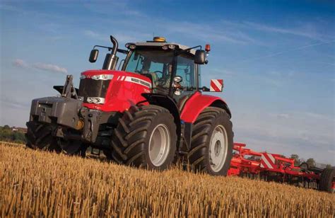 Historyczny ciągnik Massey Ferguson