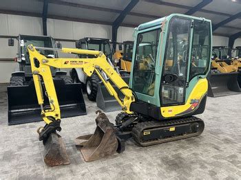 Thematic photo of a Yanmar SV15 mini-excavator working on a construction site