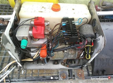 Lokalizacja zaworu regulacyjnego na rozdzielaczu hydraulicznym JCB 531