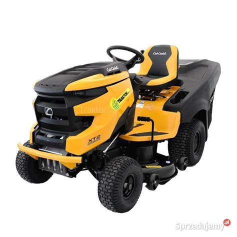 zdjęcie traktorka Cub Cadet XT2 QR106 w akcji