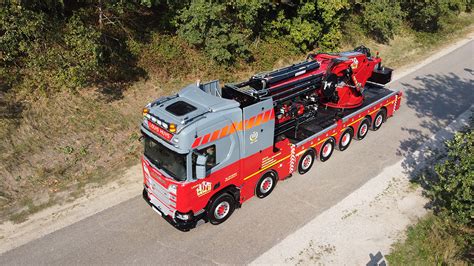 Scania R660 XT 14x4 Louis Huys z żurawiem specjalistycznym