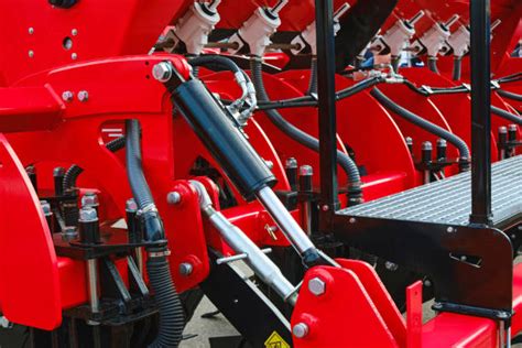 Zbliżenie na redlicę talerzową siewnika, pokazujące jej konstrukcję i mechanizm pracy