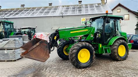 fotografia ładowarki John Deere 3200 na wystawie MaszynEra podczas Opolagra