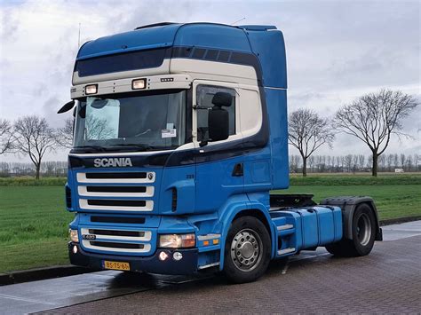 Infografika porównująca ładowność różnych wersji kabin Scania R420.
