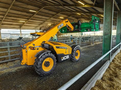 Historyczna ładowarka teleskopowa JCB 520 Loadall