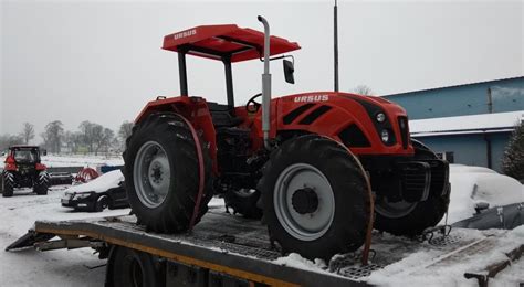 Ursus 6014 na tle malowniczego krajobrazu Ameryki Południowej