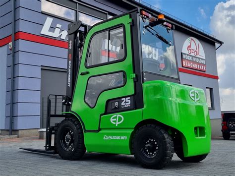 Wózek widłowy elektryczny CESAB S200