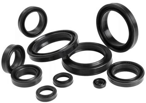 Schemat budowy 3-elementowego uszczelnienia tłoczyska z pierścieniem podporowym oraz pierścieniami tkaninowo-gumowymi