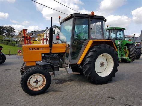wnętrze kabiny modelu Renault 651S