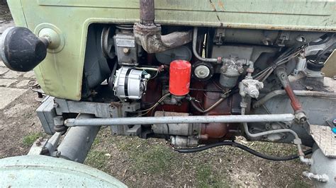 Zdjęcie zamontowanego alternatora w ciągniku C-330