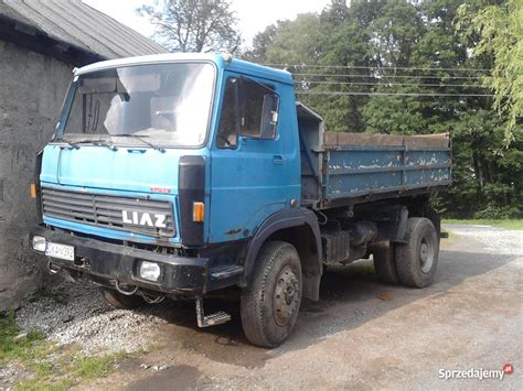 Zdjecie wywrotki LIAZ 150.261 4x4 w terenie.