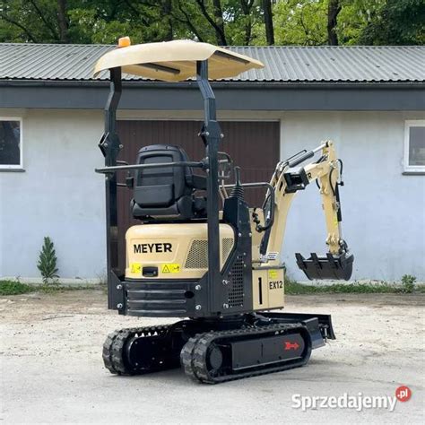 Hydraulicznie rozsuwane gąsienice minikoparki Yanmar