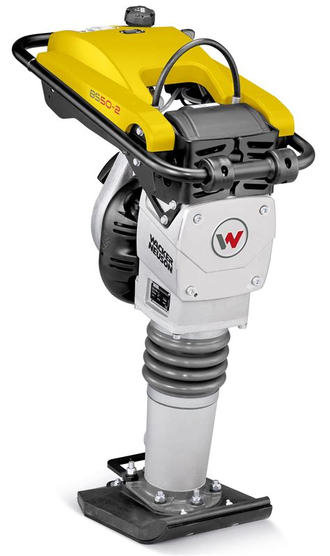 Ubijak Wacker Neuson w wąskim wykopie