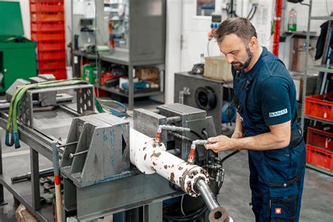 serwis i regeneracja siłowników hydraulicznych