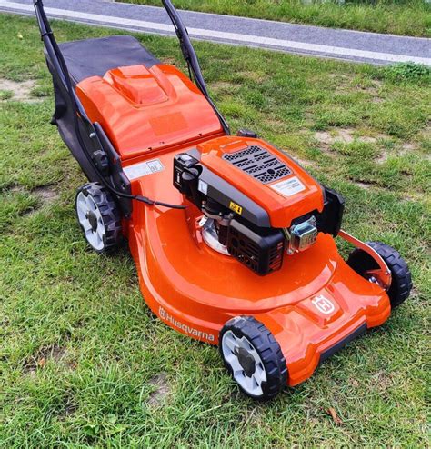 Zdjęcie używanej kosiarki Husqvarna