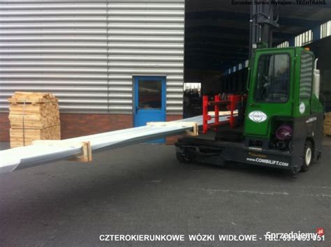 zdjęcie wózka bocznego Combilift z rurami