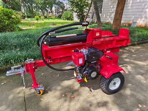 Thematic photo of a 14-ton hydraulic log splitter at work