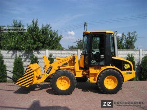 Thematic photo of a JCB 407B Super wheel loader working on a construction site