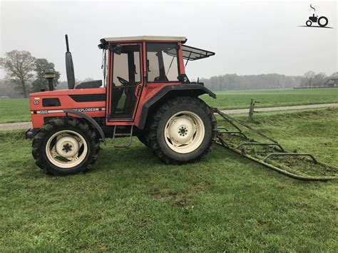 Zdjęcie ciągnika SAME Explorer 55 podczas pracy