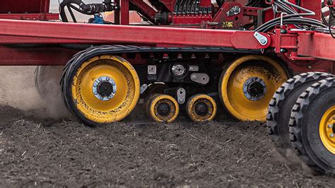 Photo of star-shaped cleaning wheels in Väderstad corn planter