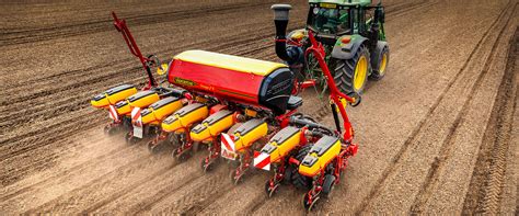 Photo of Vaderstad Tempo TPT 6 planter in a large field