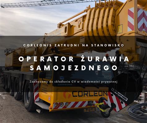 Operator żurawia samojezdnego przy pracy