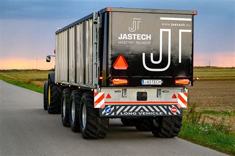 Zdjęcie rozrzutnika trzyosiowego Jastech MEGA 45