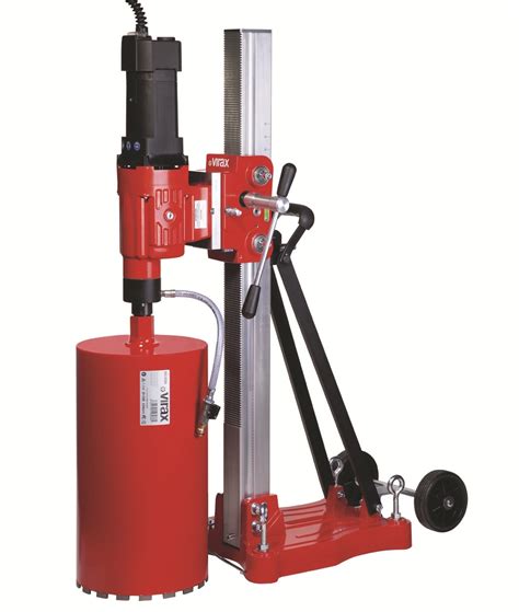 Wiertnica diamentowa ze statywem podczas pracy, schemat działania wiercenia diamentowego