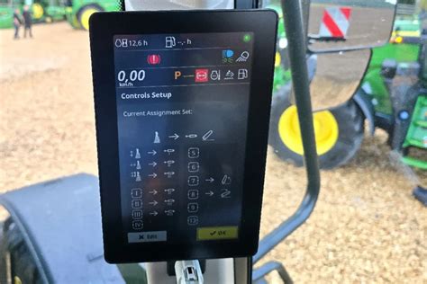 Interfejs wyświetlacza G5Plus w ciągniku John Deere