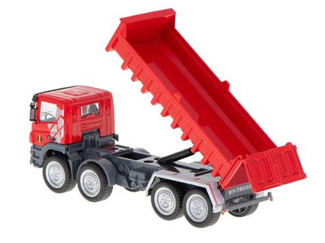 Złożony model wywrotki w skali 1:24 z widocznymi detalami kabiny i skrzyni ładunkowej