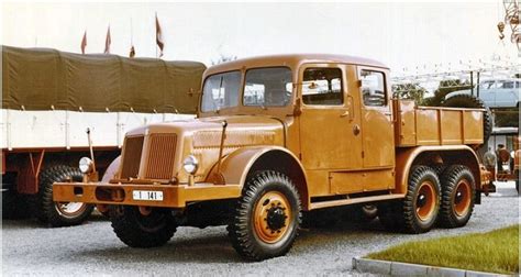 zdjęcie ciągnika balastowego Tatra T141