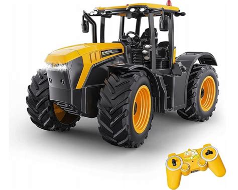 Realistycznie wyglądający zdalnie sterowany traktor JCB Fastrac w skali 1:16 z dużymi oponami i światłami LED